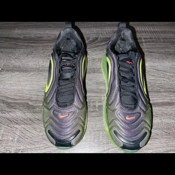 COPY - Nike Air Max 720 (GS) size 6.5Y - Picture 4 of 6